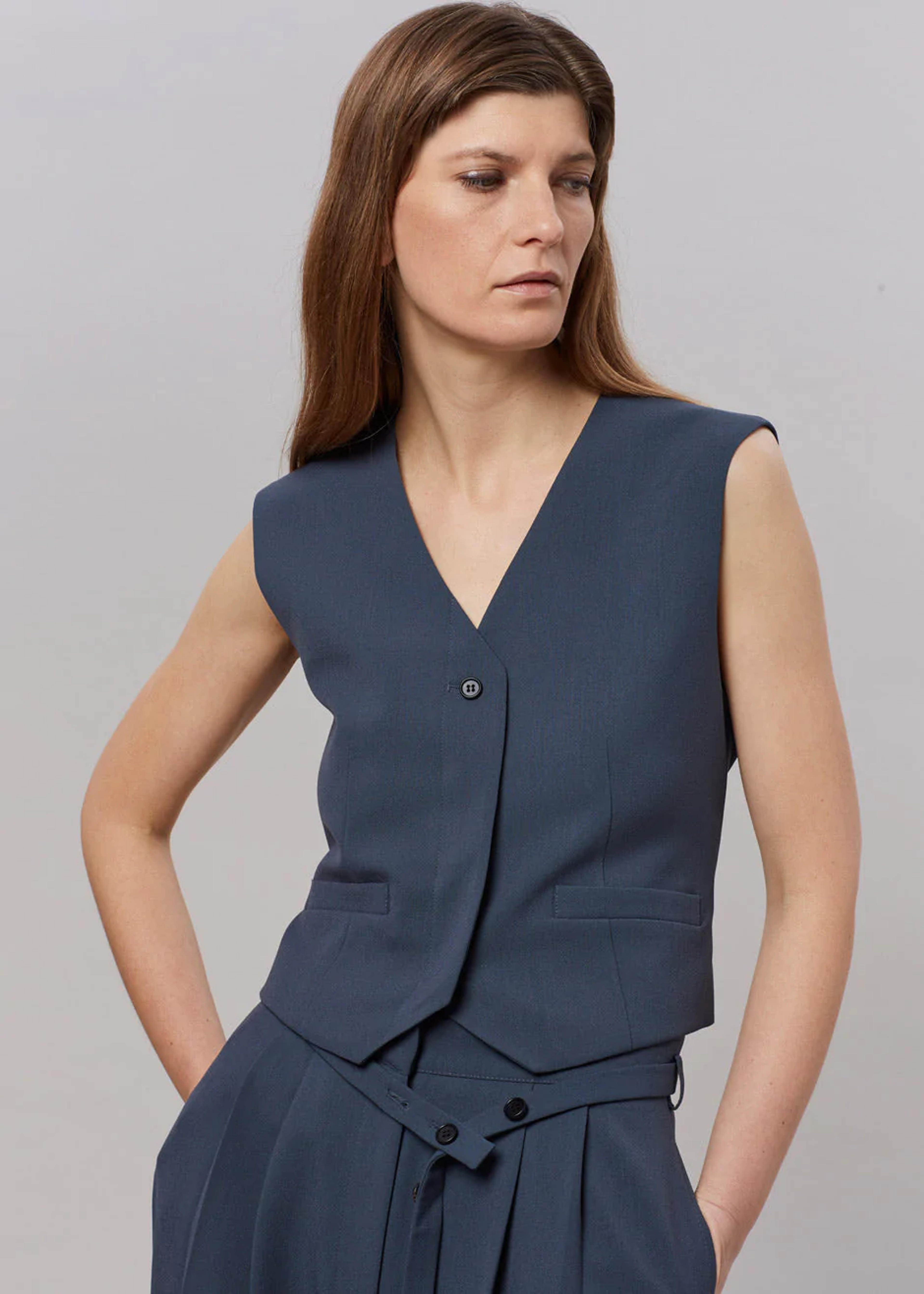 Abeni Vest - Navy - S