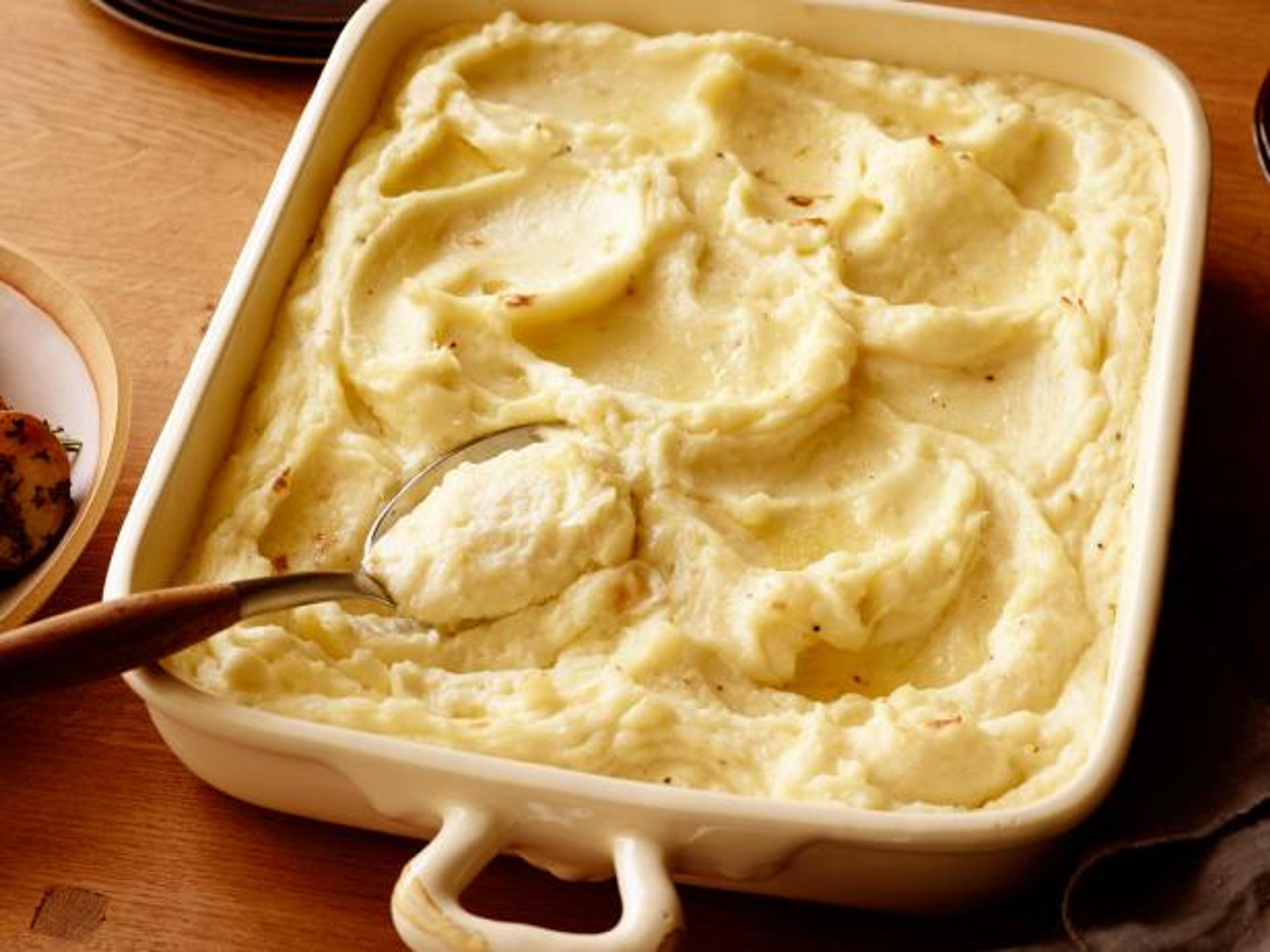 Simple Creamy Mashed Potatoes Recipe | Ree Drummond | Food Network