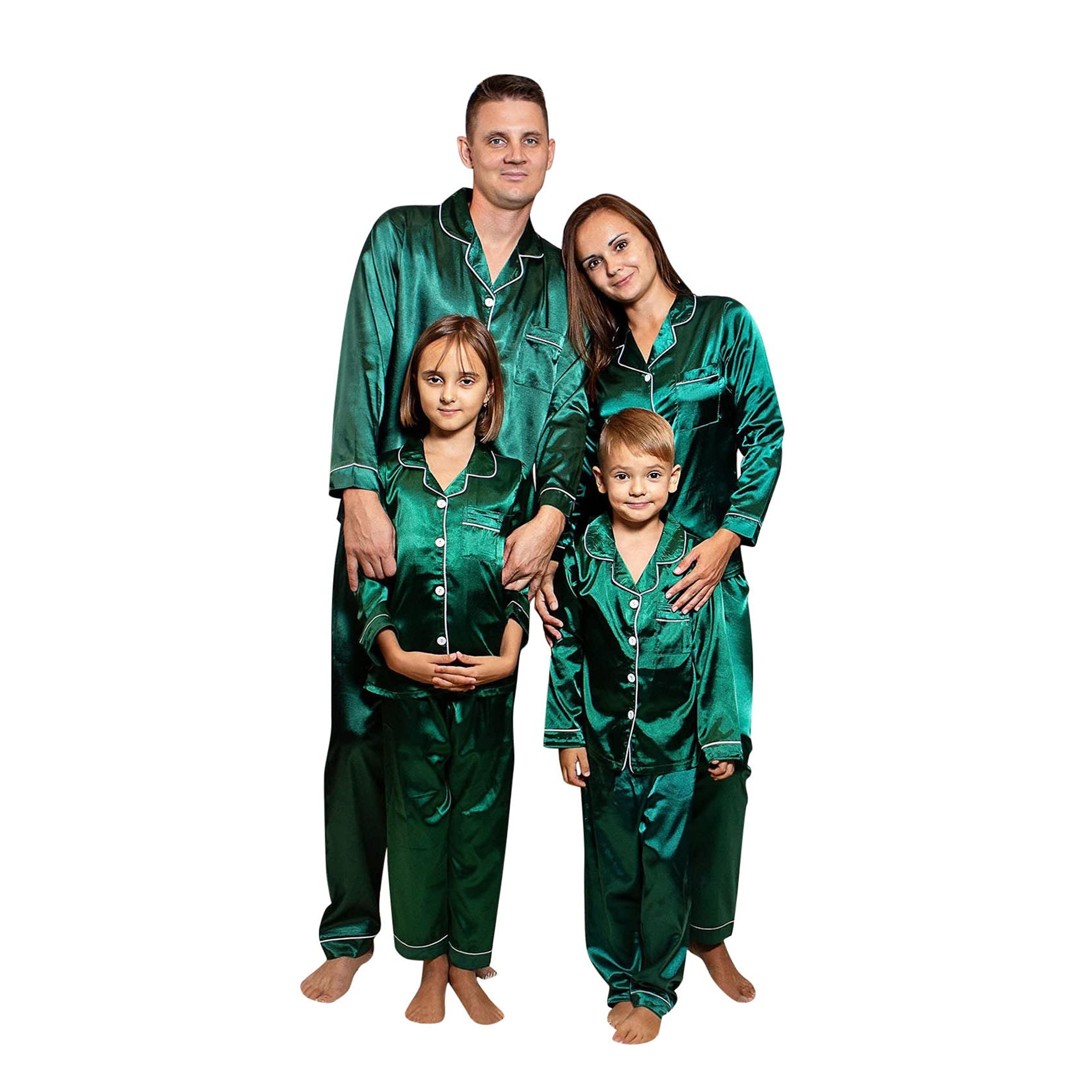 Family Pajamas Matching Sets Plain Christmas pjs for Women Kids Nightwear Xmas Loungewear Couples Sleepwear