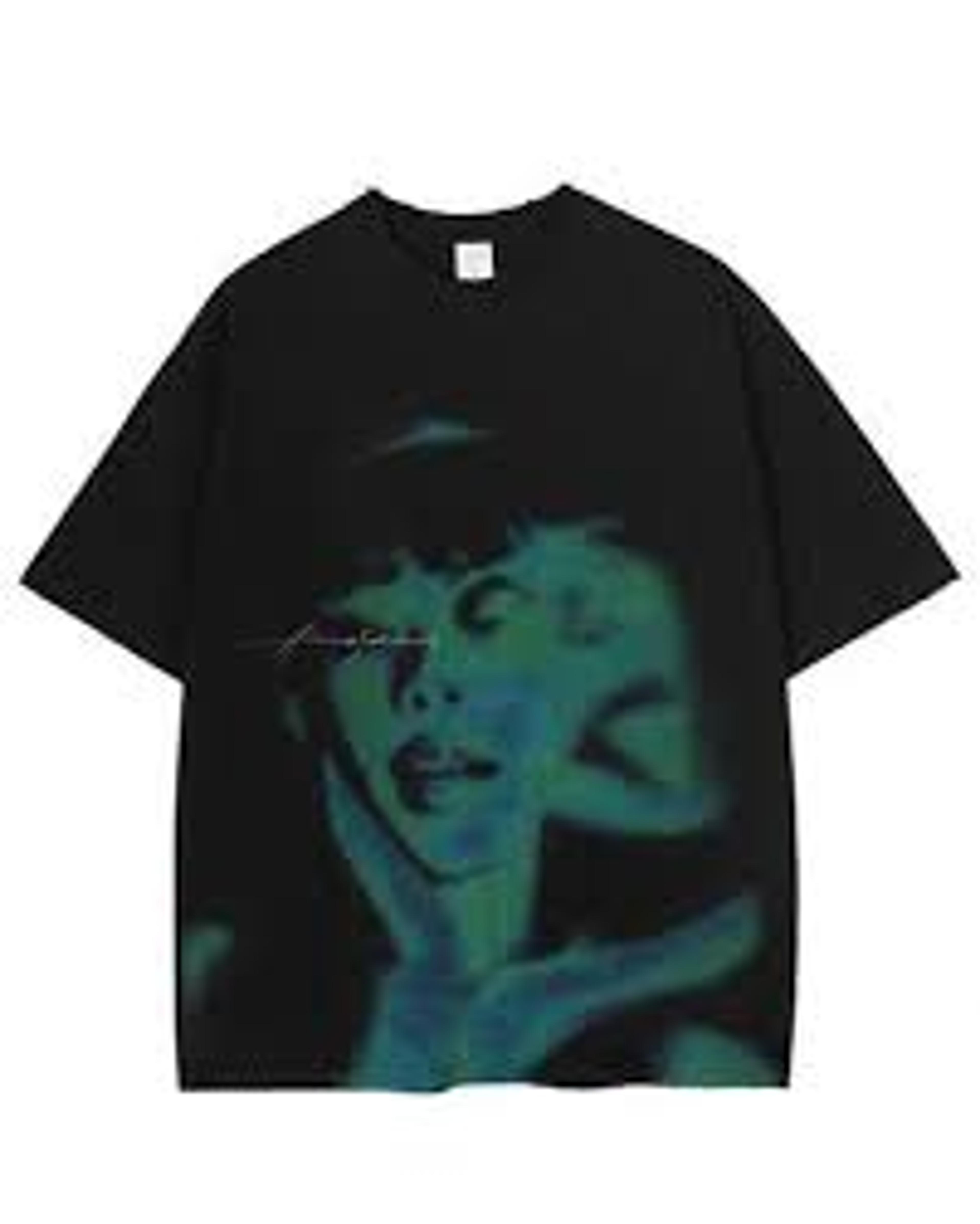 90's Design Face Oversized Printed Vintage T Shirt in Black, Men's (Size Medium)