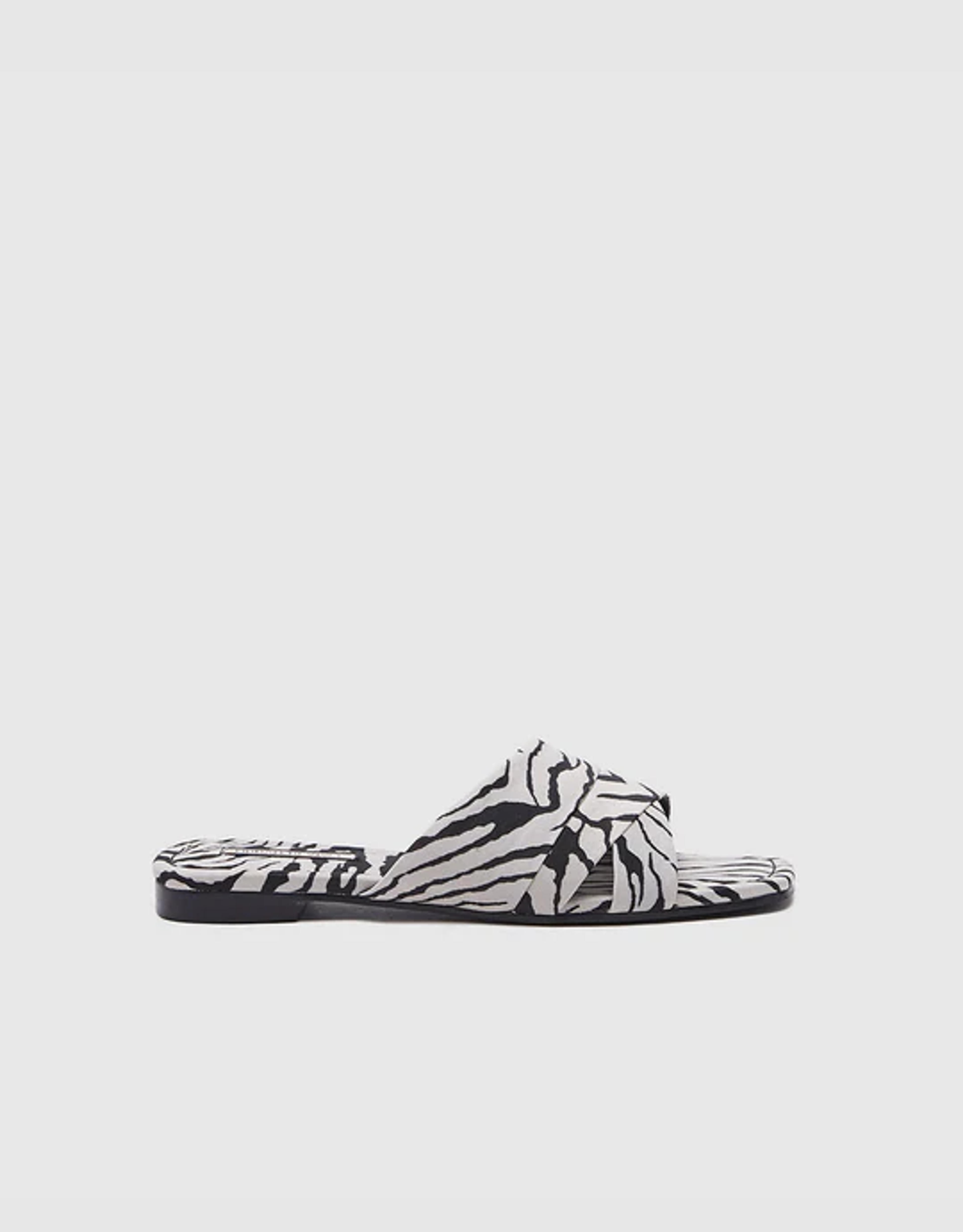 Allover Print Mule Sandals – Urban Revivo