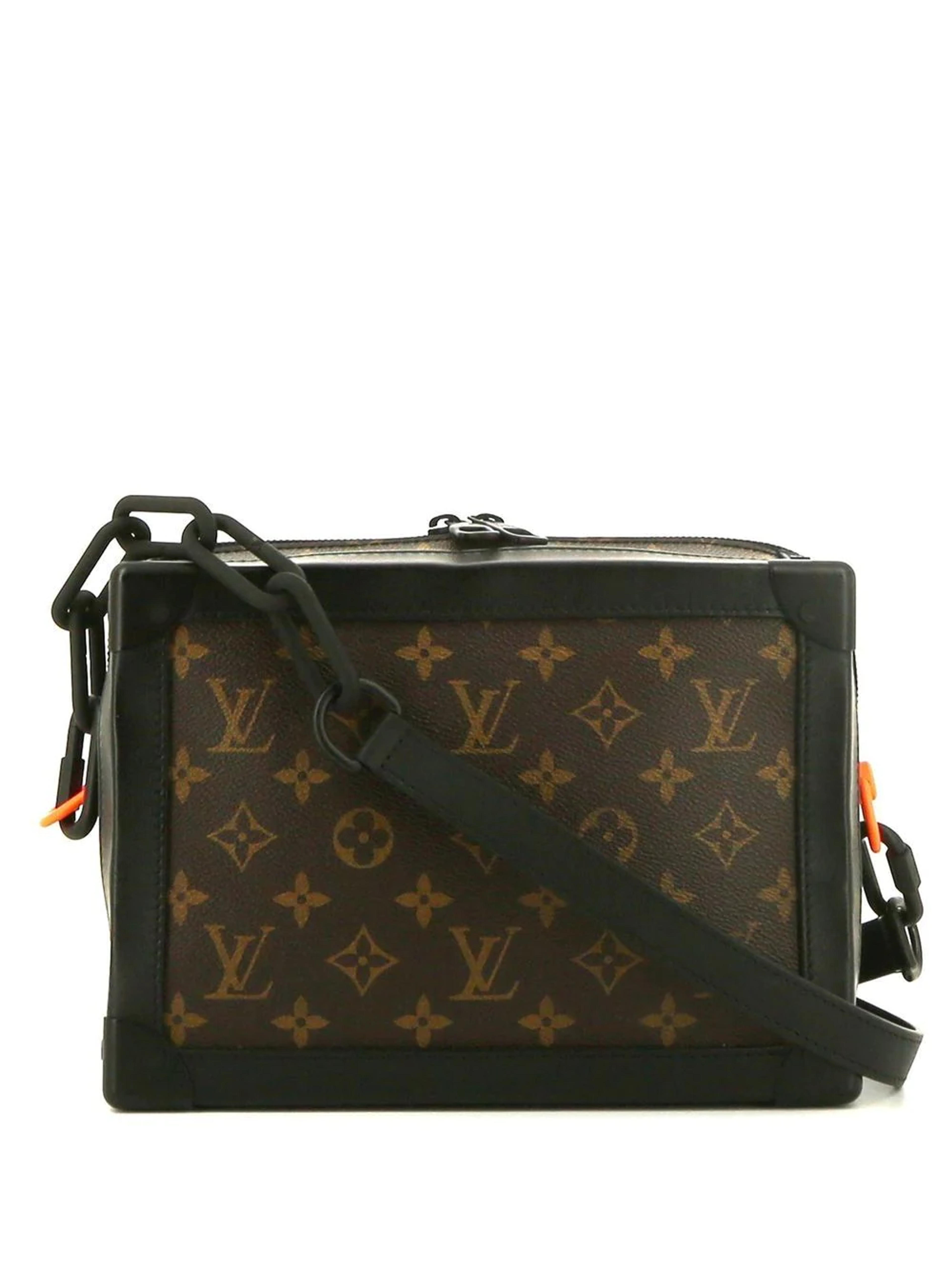 Louis Vuitton pre-owned Monogram Soft Trunk Shoulder Bag - Farfetch