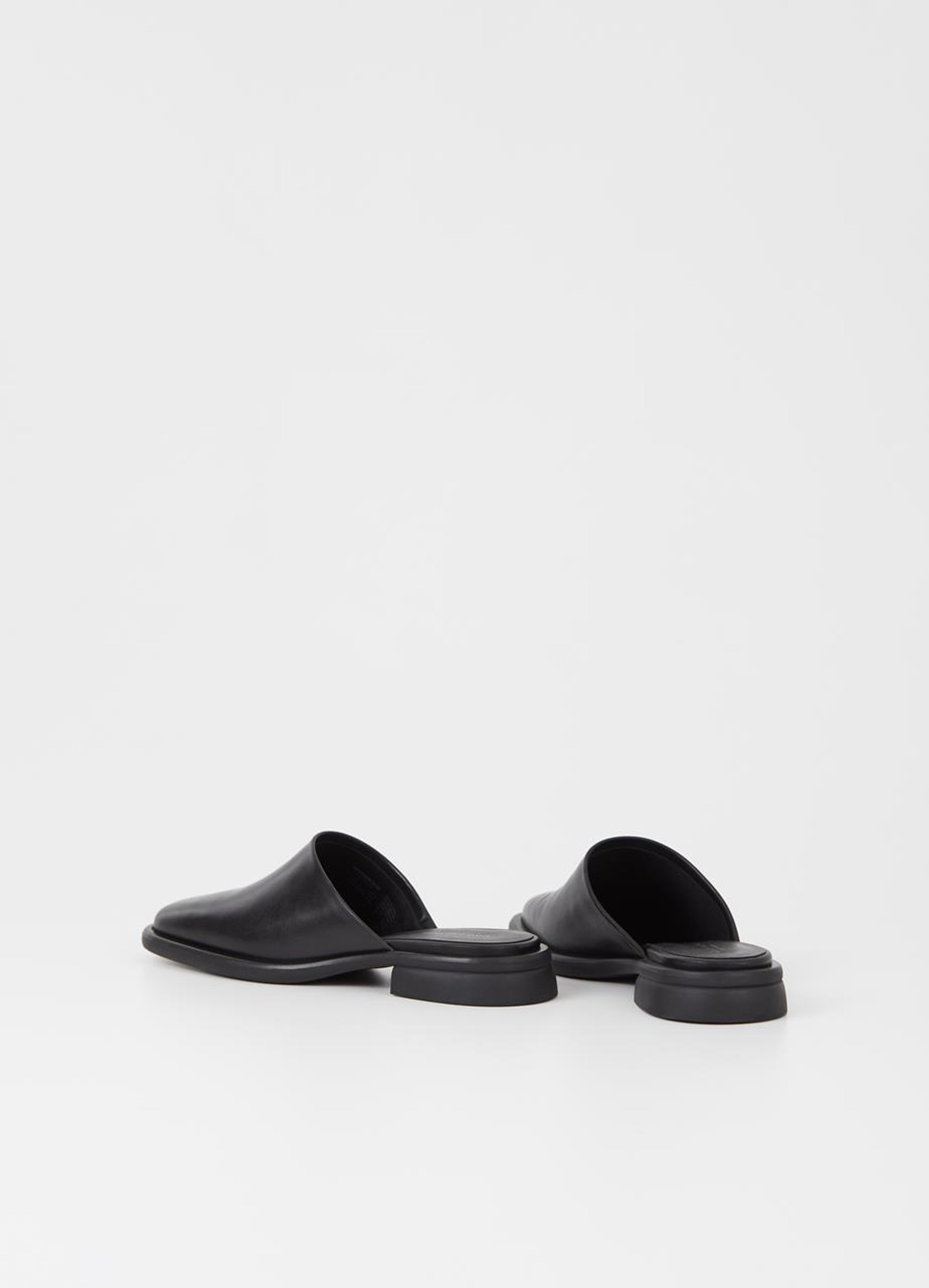 Vagabond - Brittie | Mules | Black | Woman