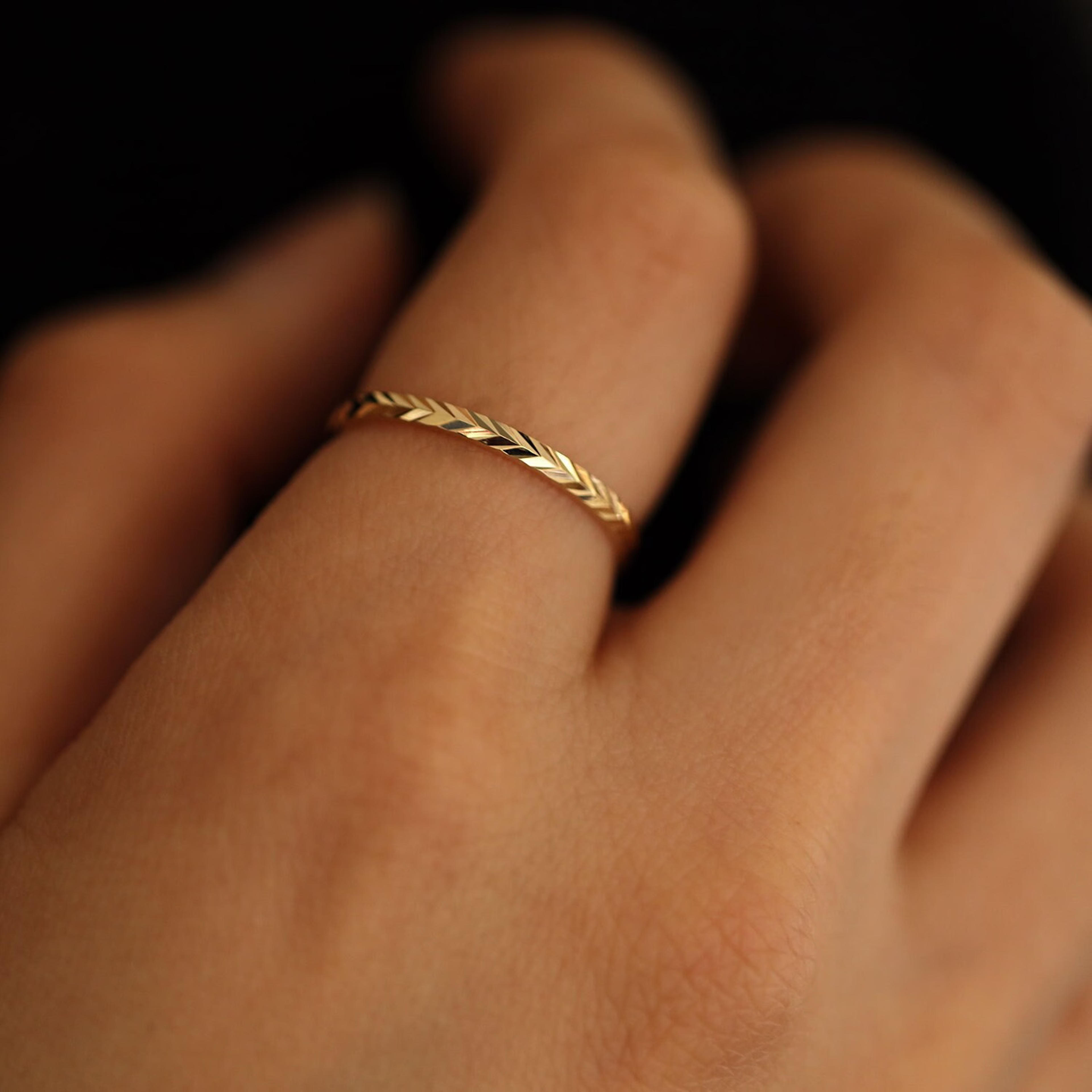 Herringbone Eternity Ring 14K Gold Chevron Ring 14K Gold - Etsy