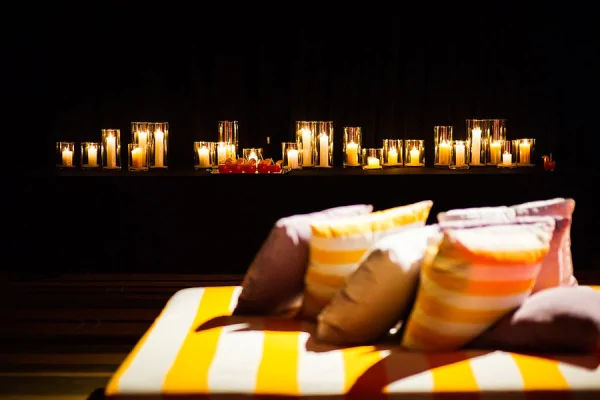 Foto de casamento a noite Decoração de casamento a noite com velas