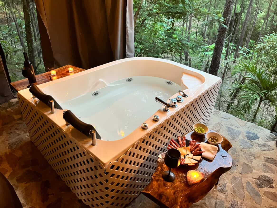 Cassalena Ecolodge - Luxury Mountain Glamping in Jarabacoa