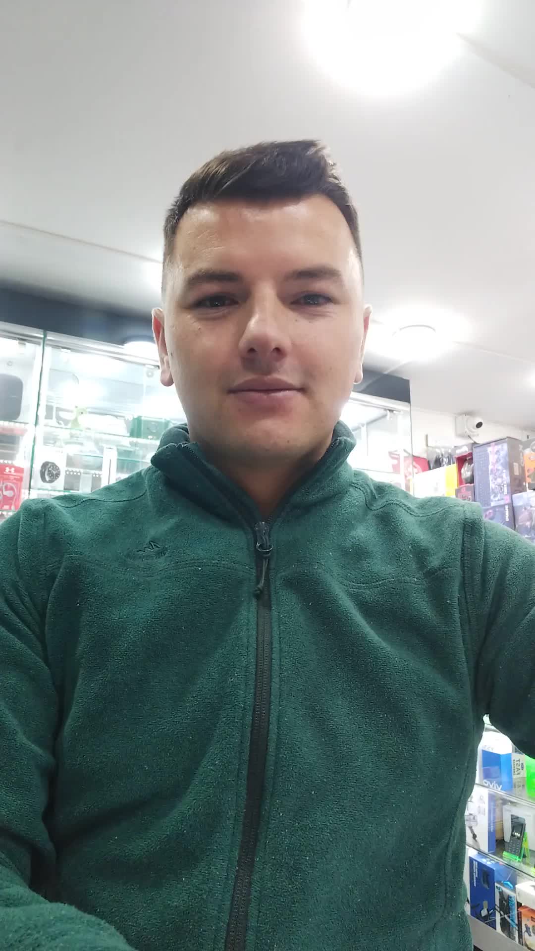 Auxiliar administrativo.