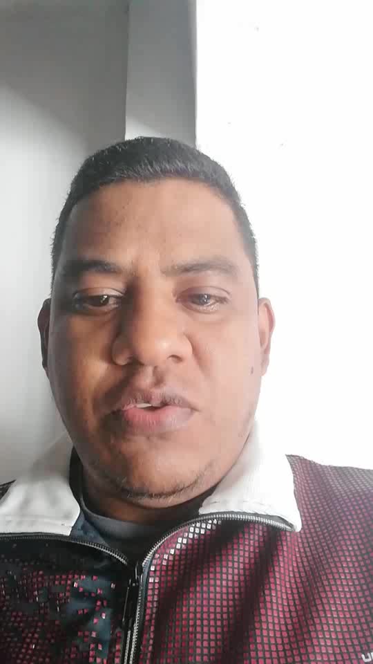 En busca de empleo, recepcionist