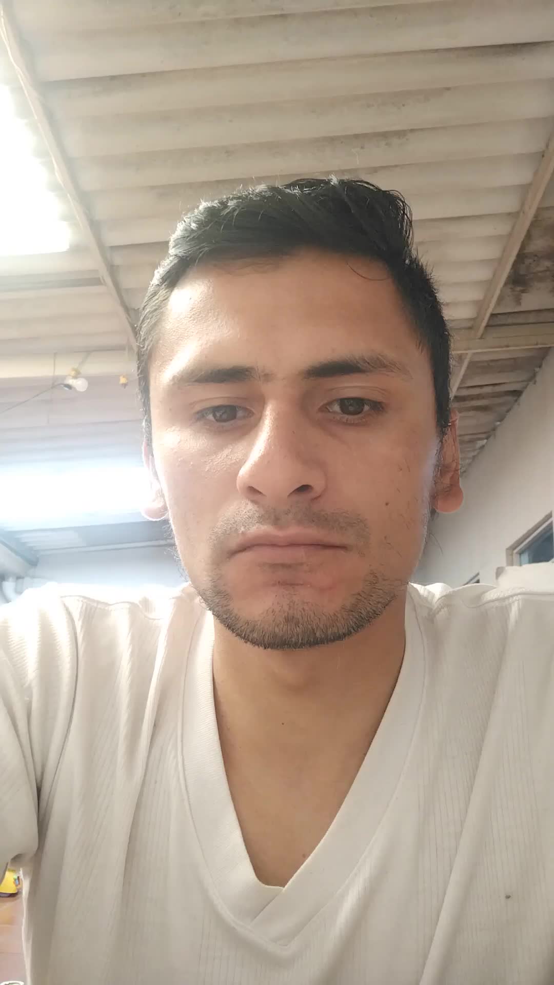 Busco trabajo en ventas o de asesor comercial