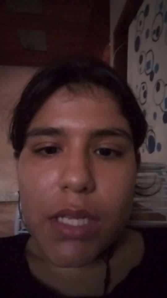 Busco trabajo de mesera 