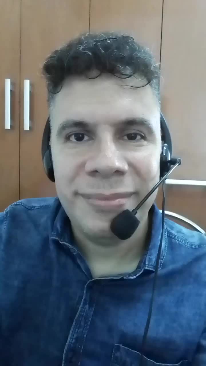 Ingeniero y Profesor Universitario 