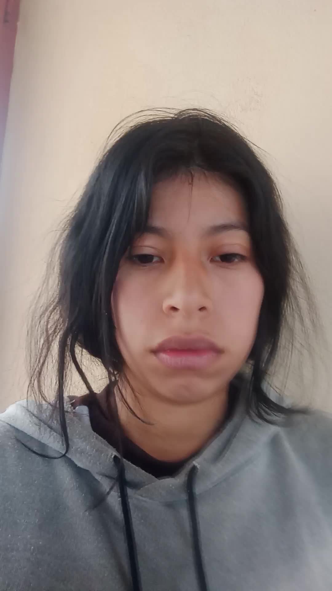 Busco trabajo como mesera 