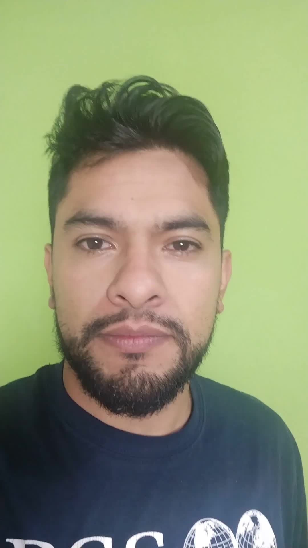Bilingual community managers position 