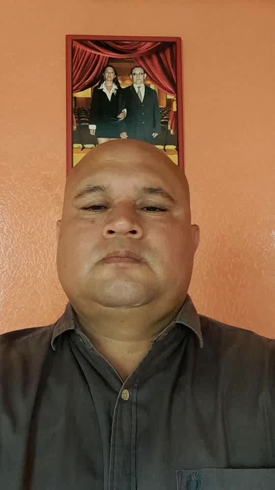 William García.