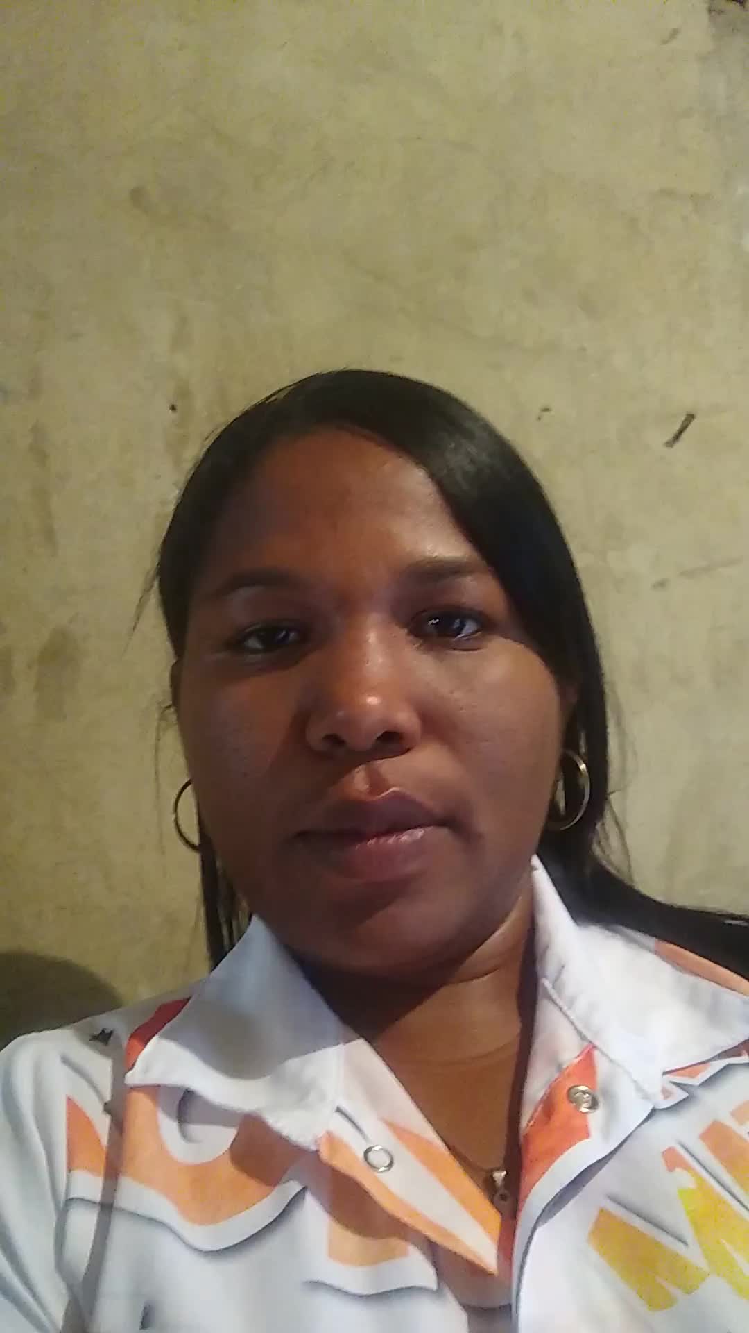 Recepcionista y asesora comercial 