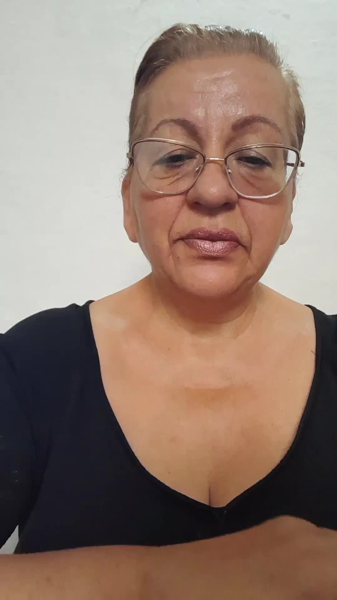 English / Spanish Interpreter. Accounts assistant 