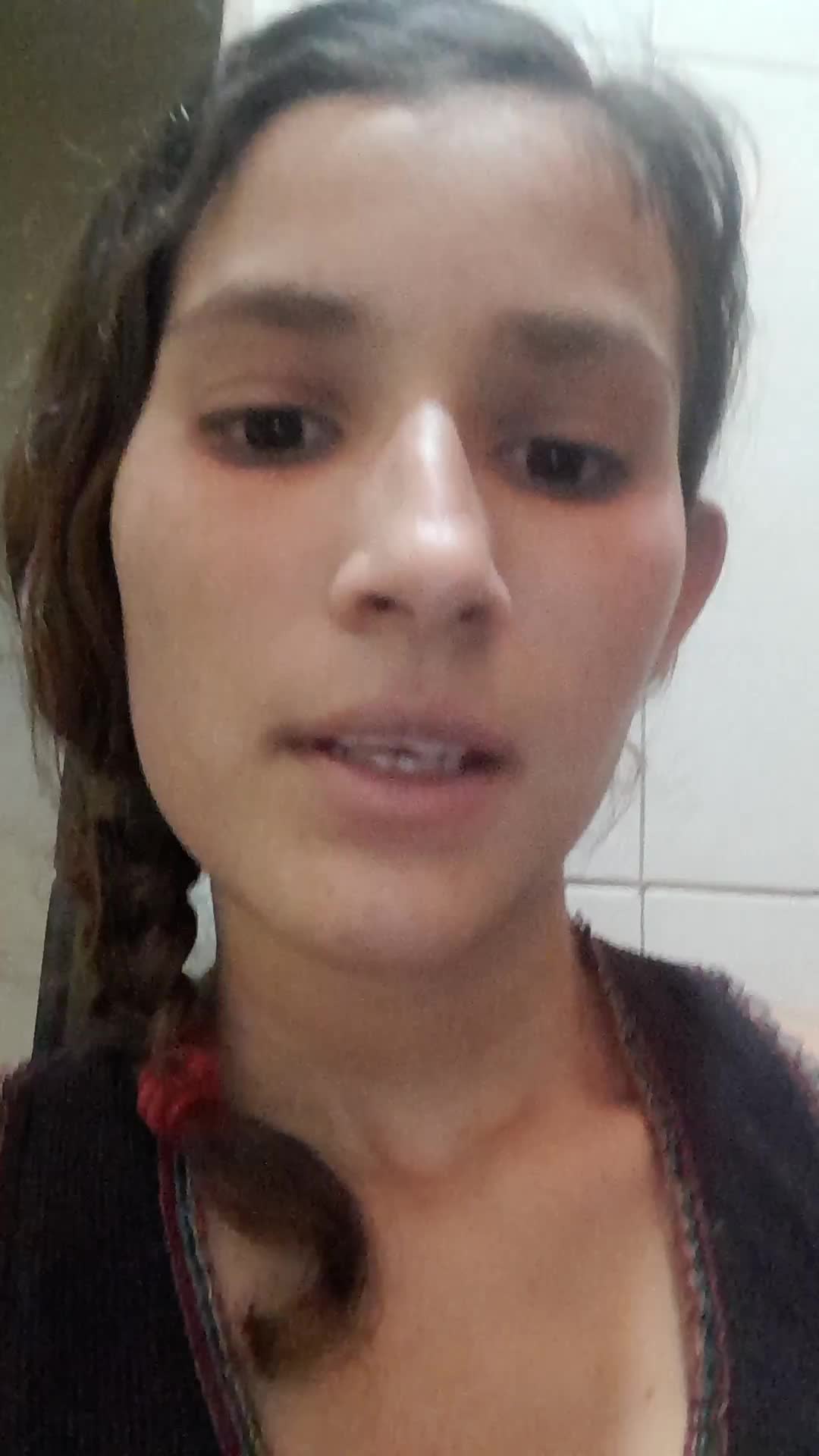 Mesera o asiendo aseo