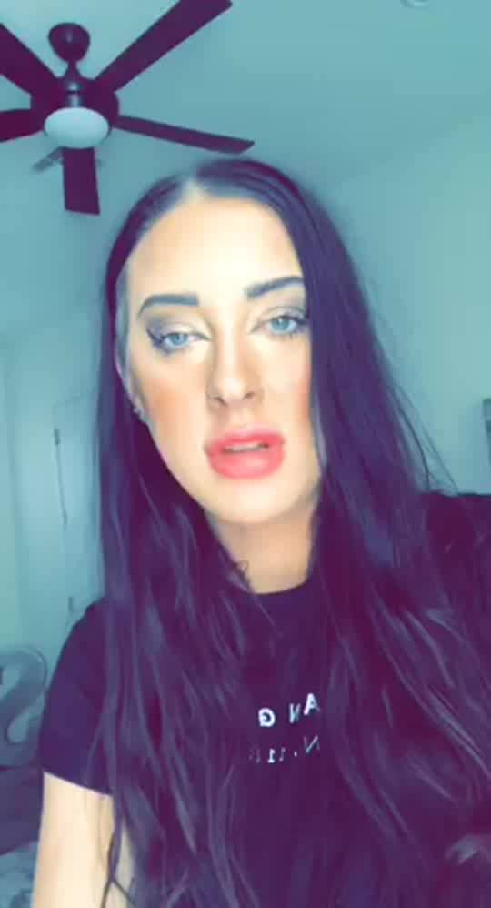 Vet tech/model/bartender 