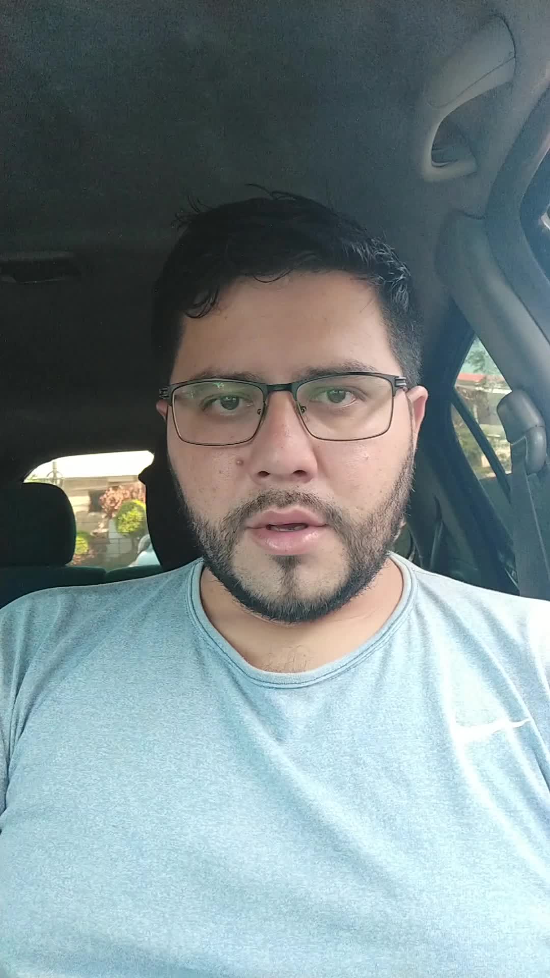 Asesor de servicio al cliente.