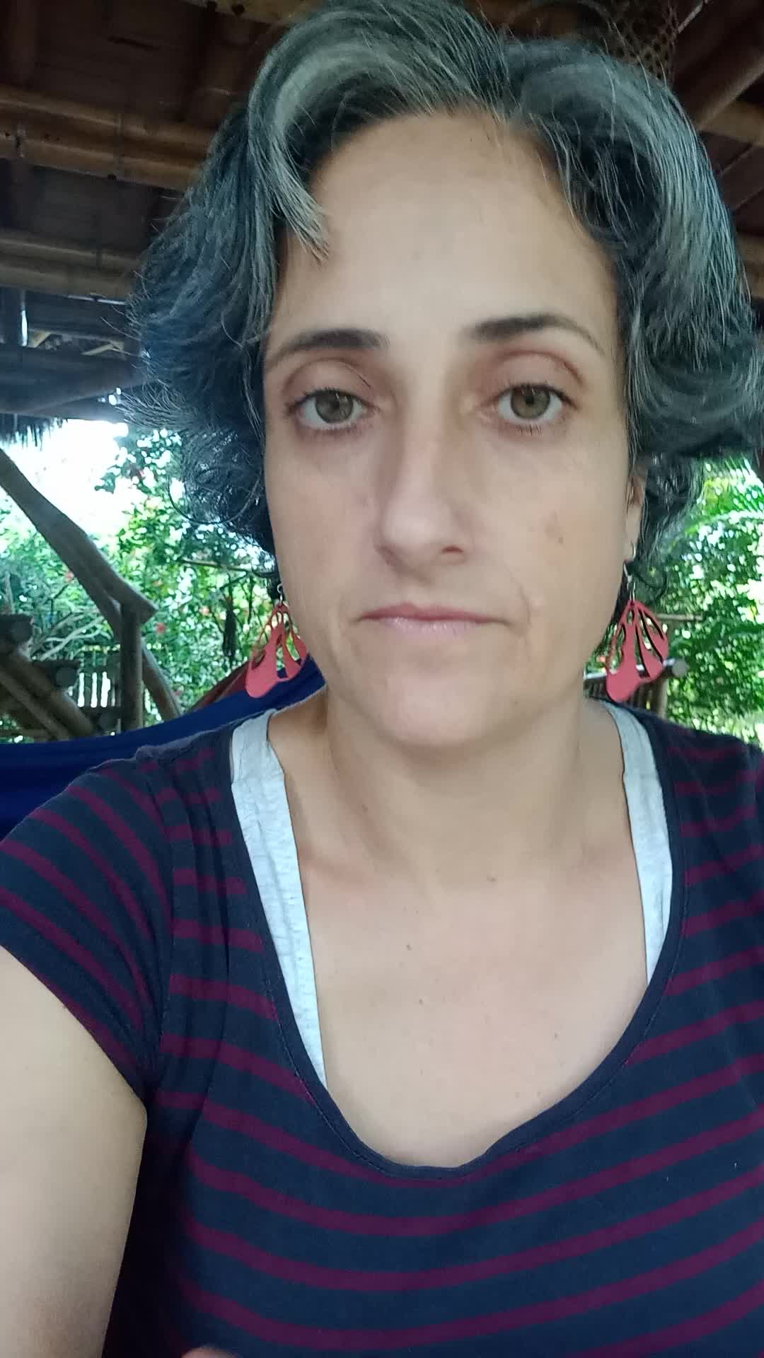 Bióloga y administrativa