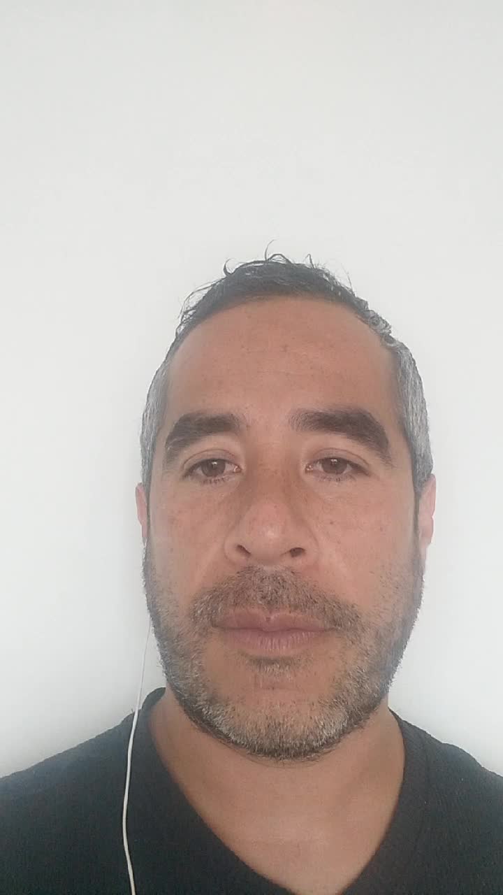 Christian Calderón 