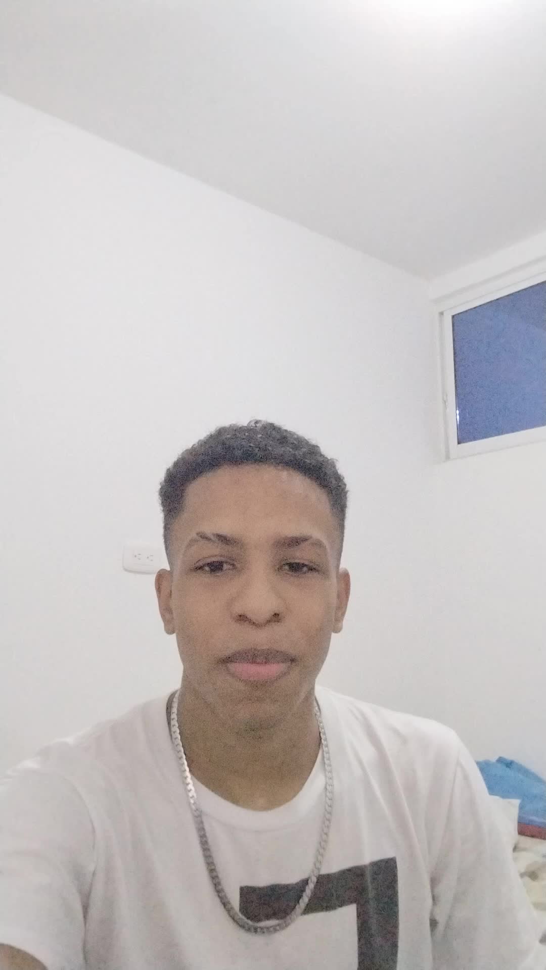 Busco empleo sin experiencia para mesero