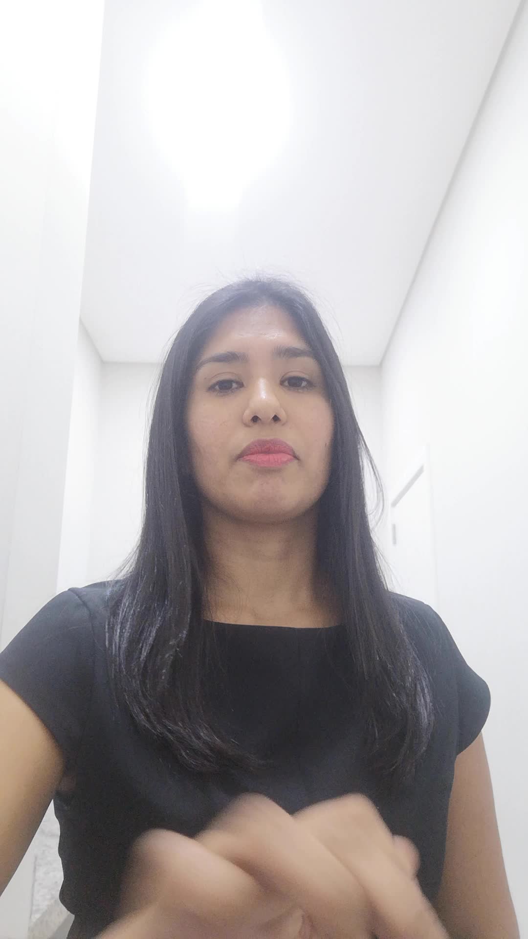 Paola Florentin.  Auxiliar Administrativo 