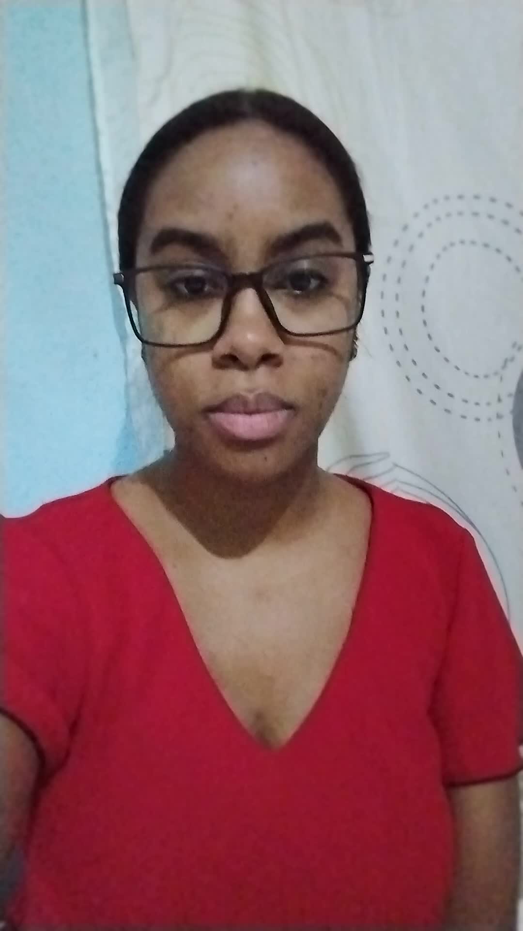 Profesora de idiomas y asistente administrativo 