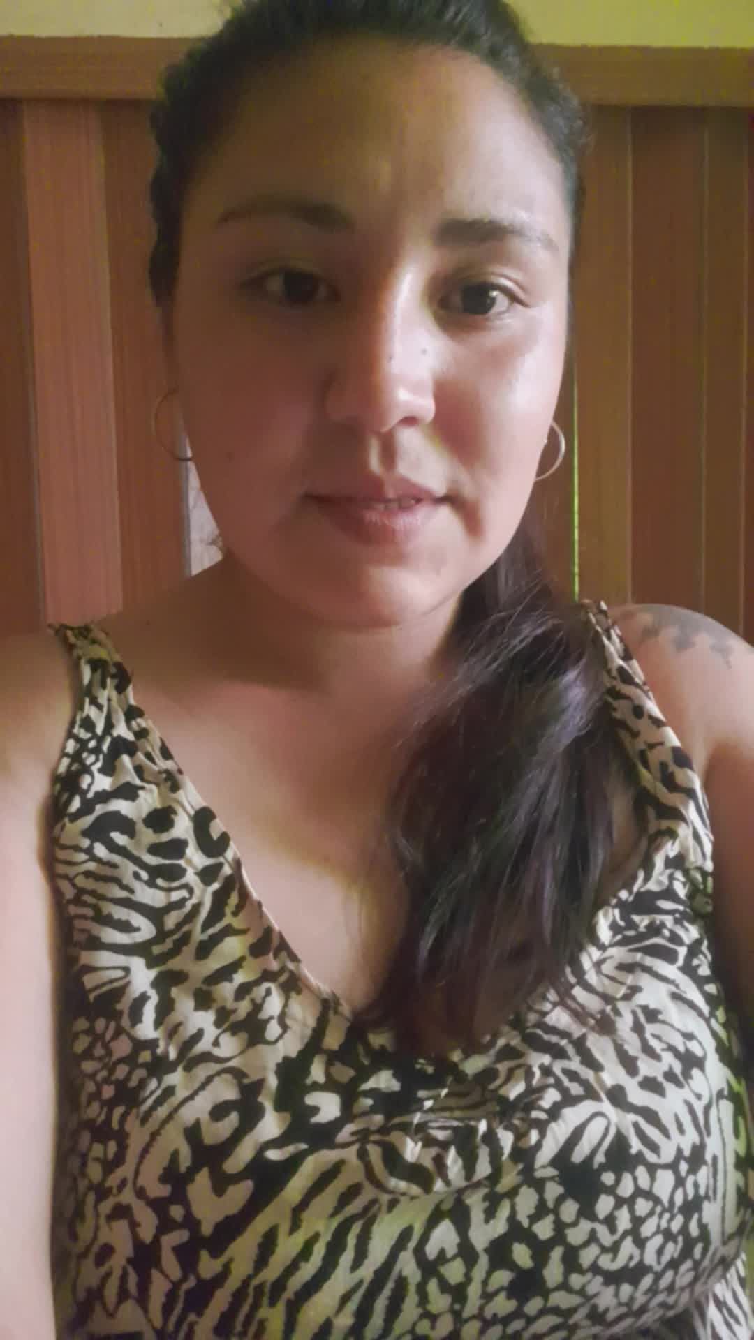Asistente, empleada de comercio.