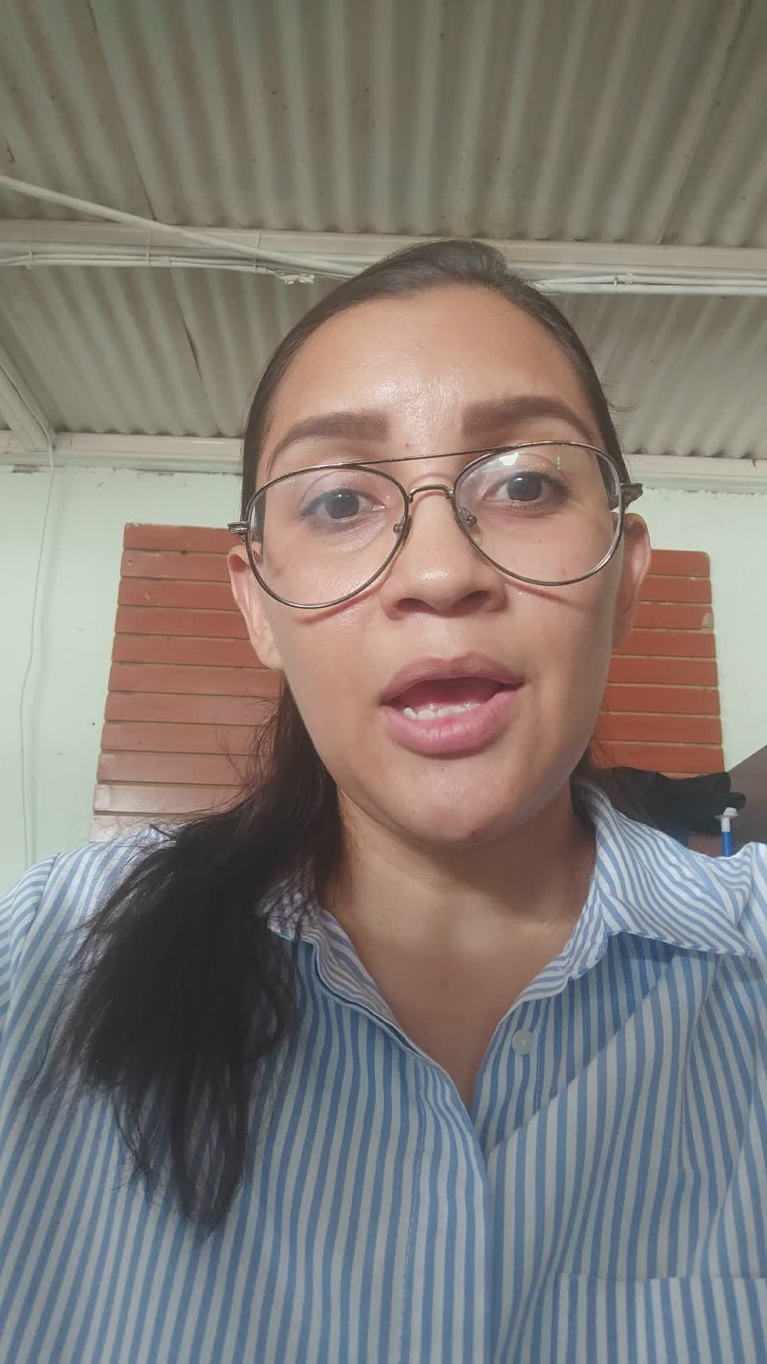 Servicio al cliente/ Ejecutivo de ventas