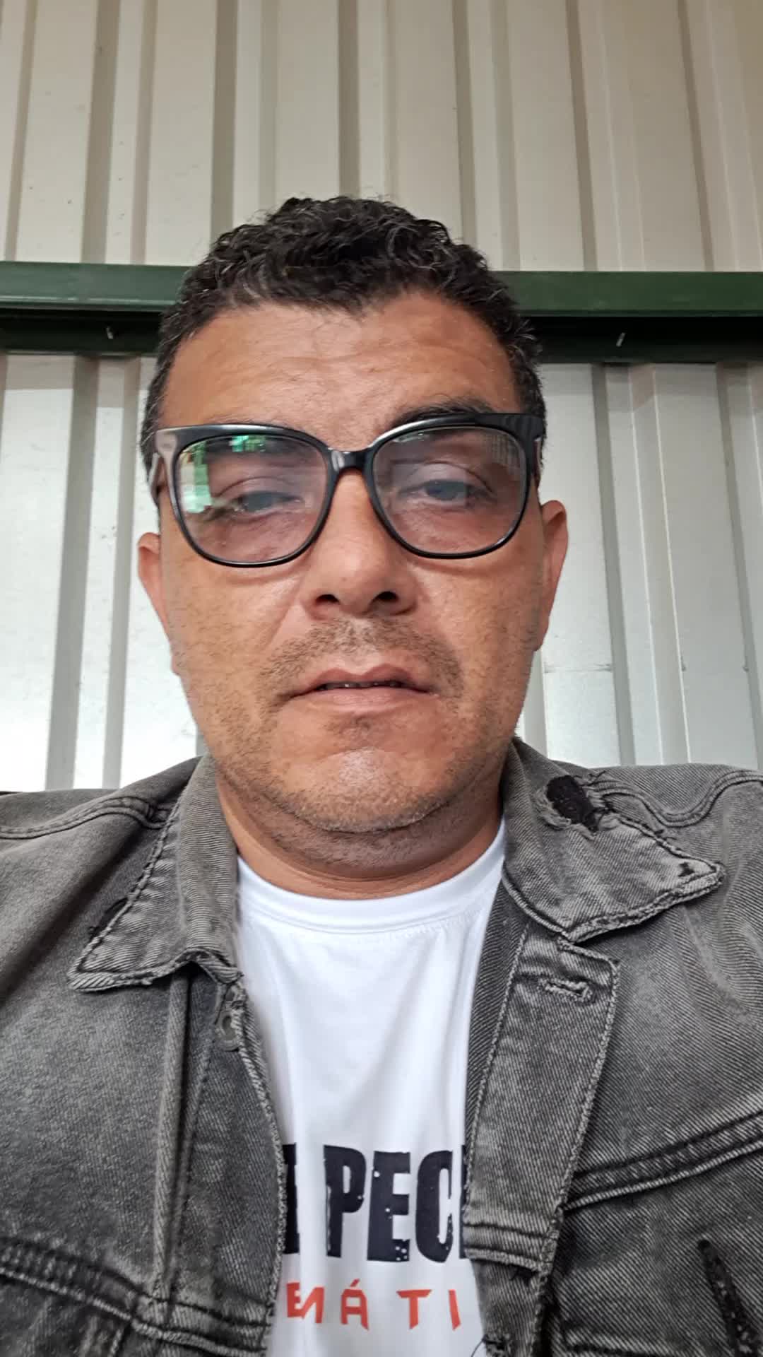 Ingeniero en diseño y sistemas, docente de matemát