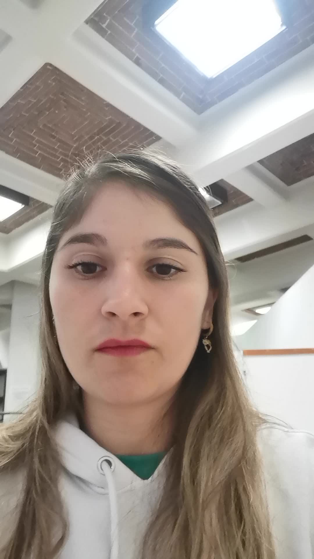 Psicólogist experienced on social media management