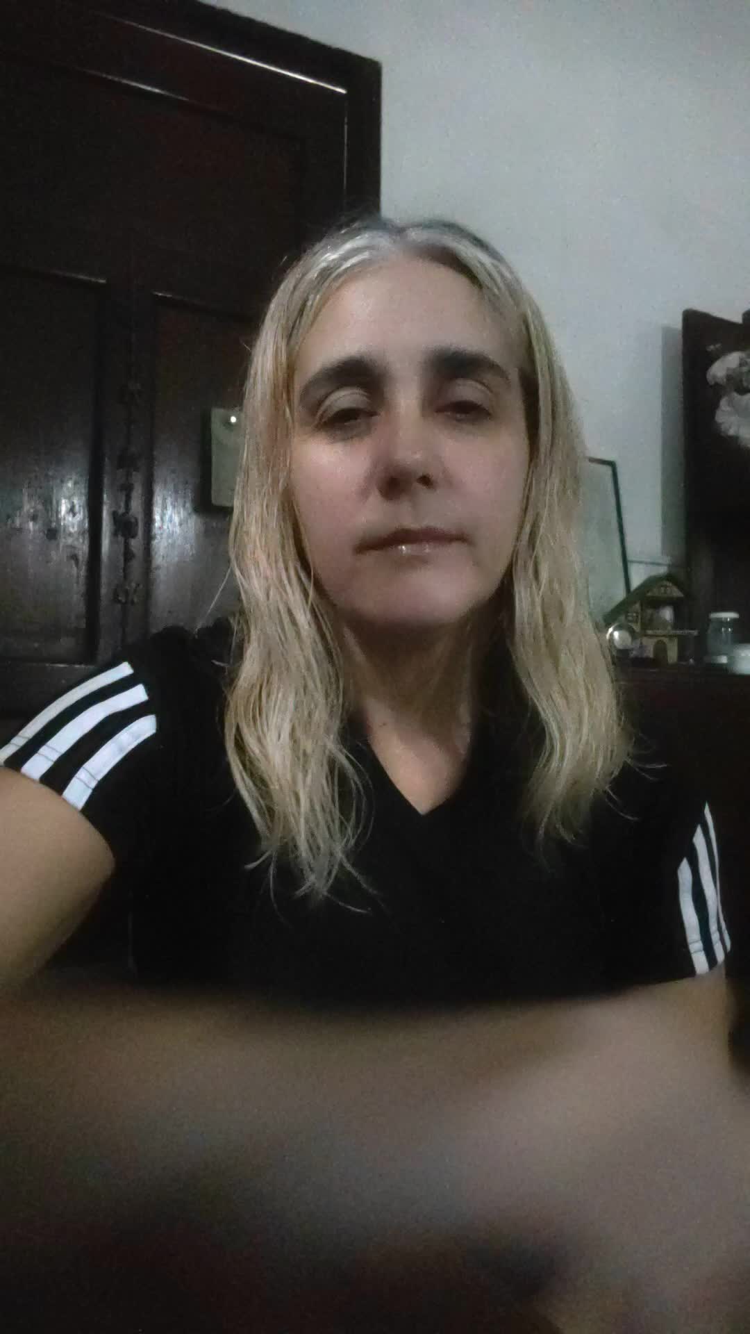 vendedor, periodista 