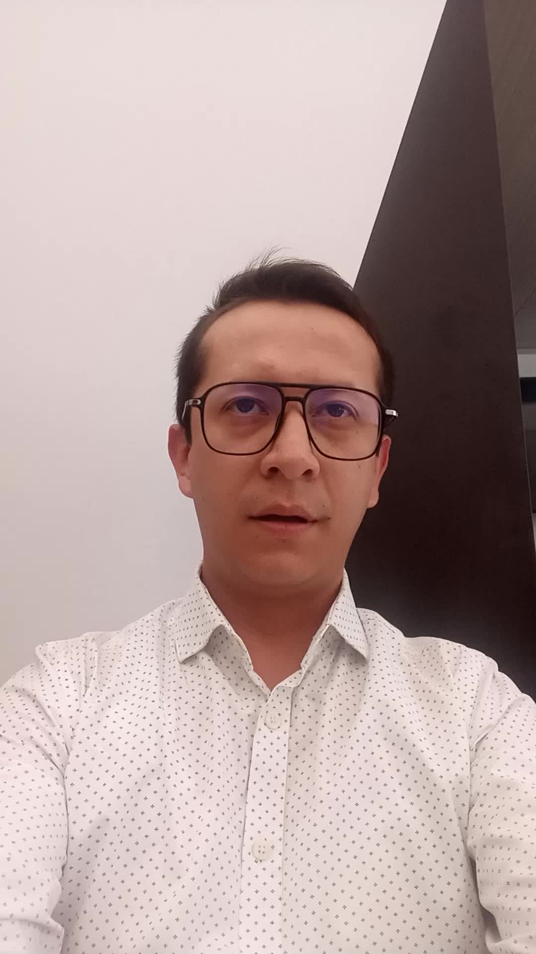 Cuatomer Service 