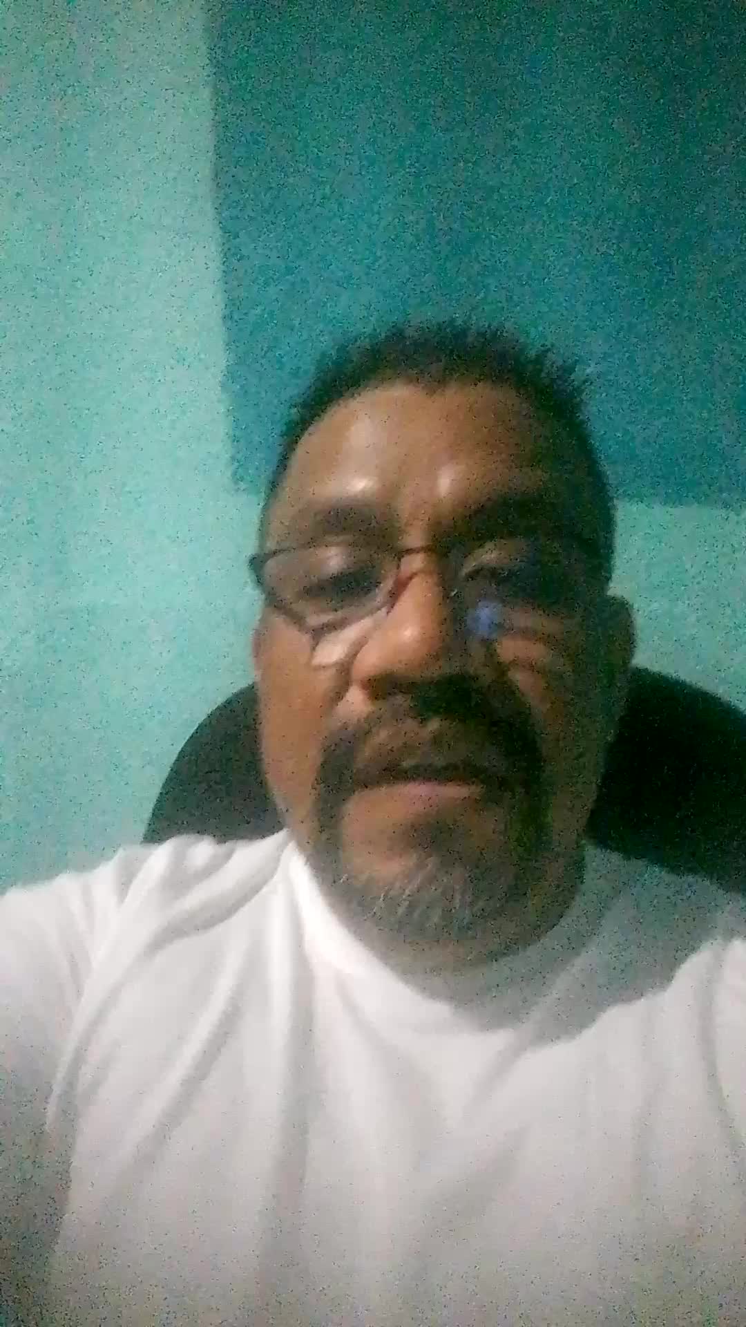 Call center agent 