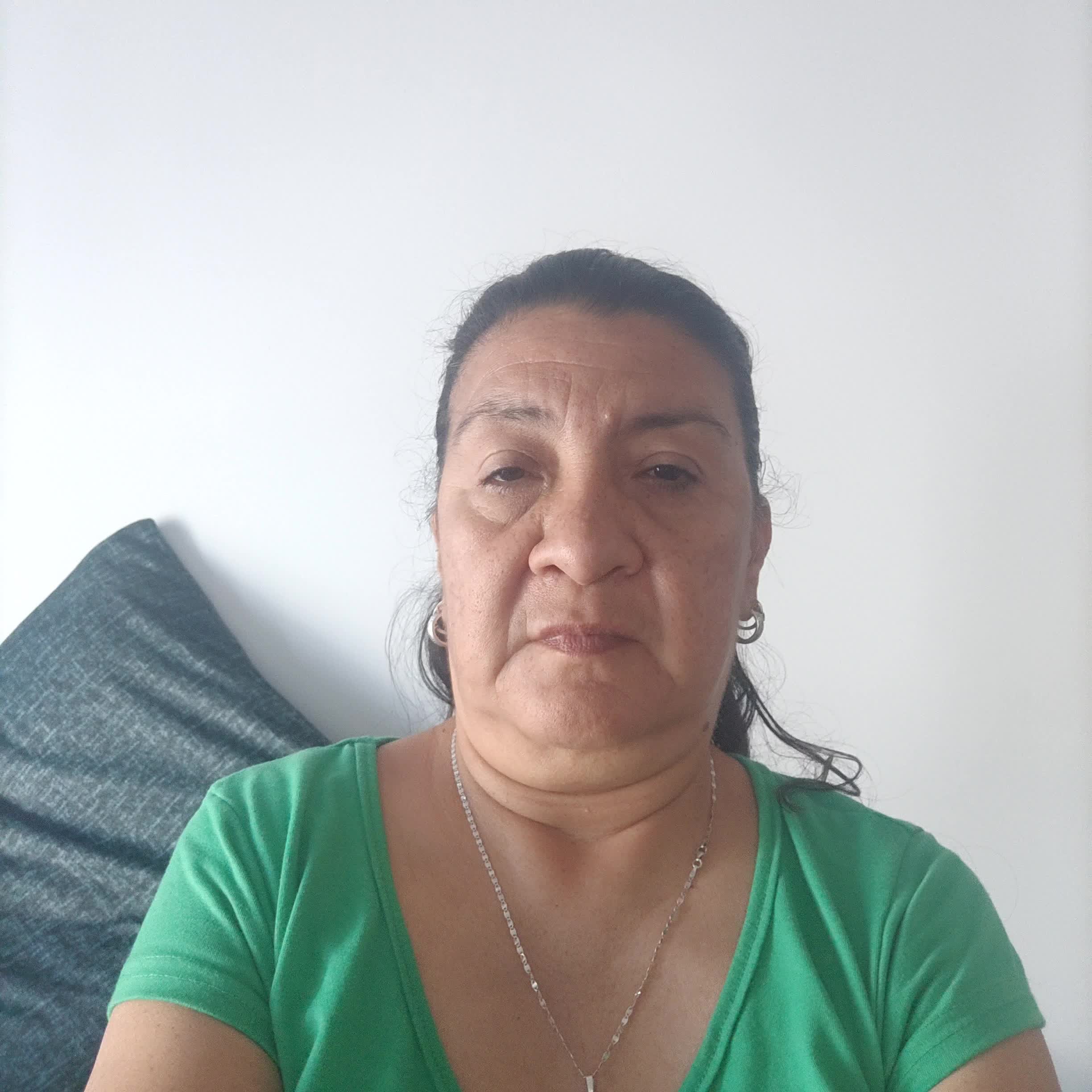 Perito contador/ ama de casa