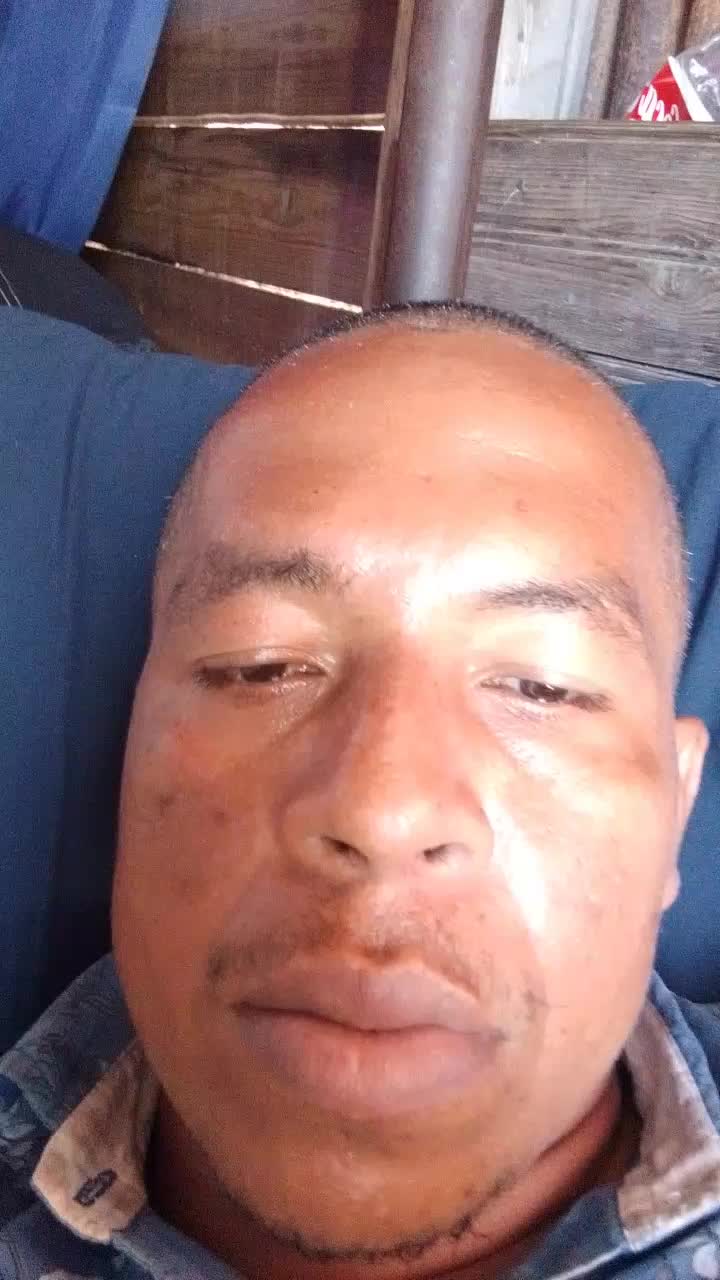 Soy un sabelotodo mi meta es superarme ser feliz 