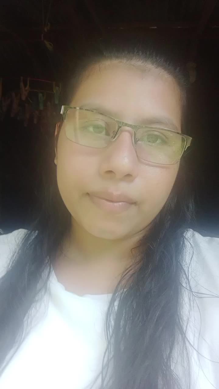 Soy bachiller, y actualmente soy ama de casa