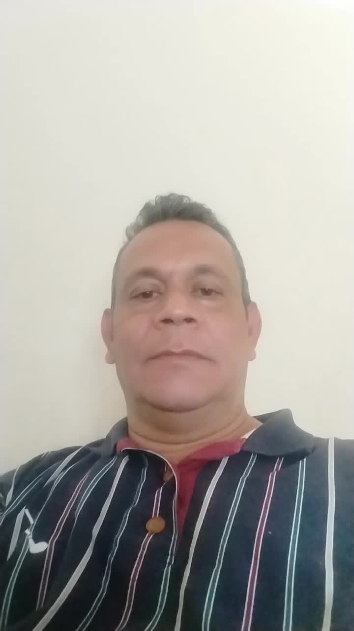 Call Center Agent with High School Diplomq