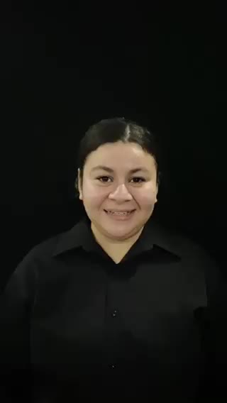 Bilingual customer service expert