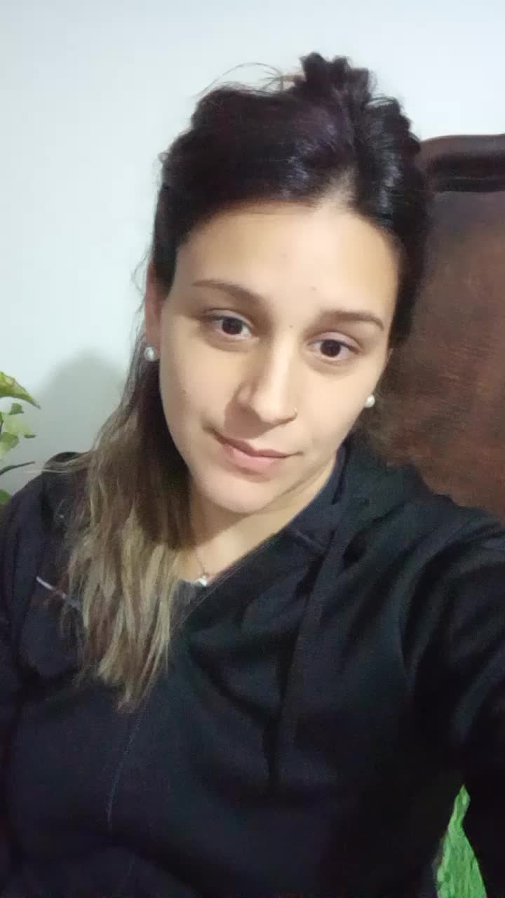 Diseñadora de interiores y equipamiento/kinesiólog