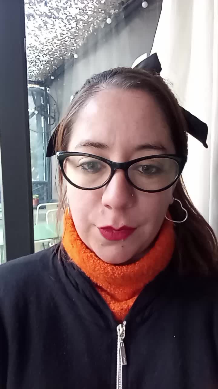 Asesora de atención al cliente 