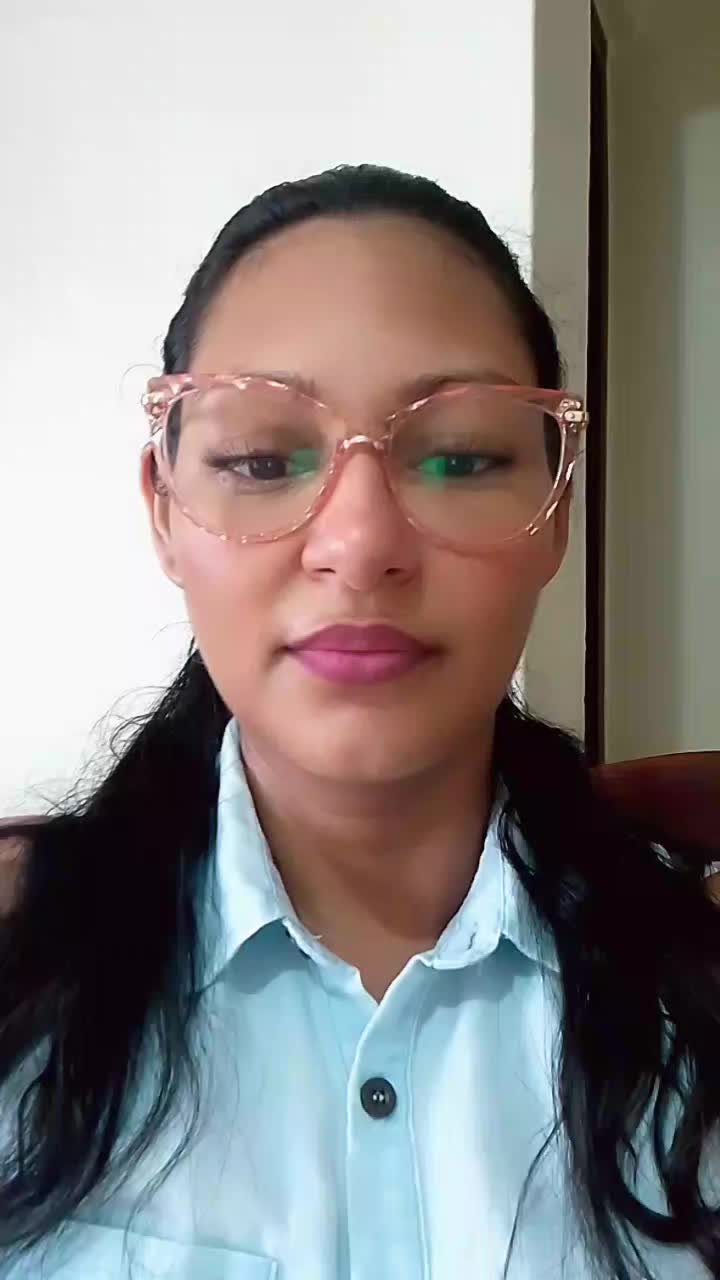 Asistente administrativo y Lcda. Fisioterapia 