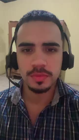 Asociado en servicio al cliente.