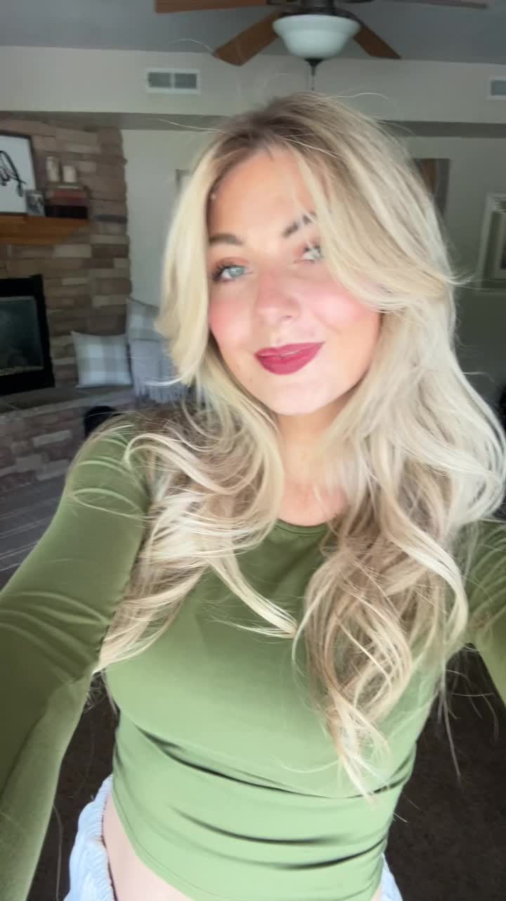 Flight attendant 