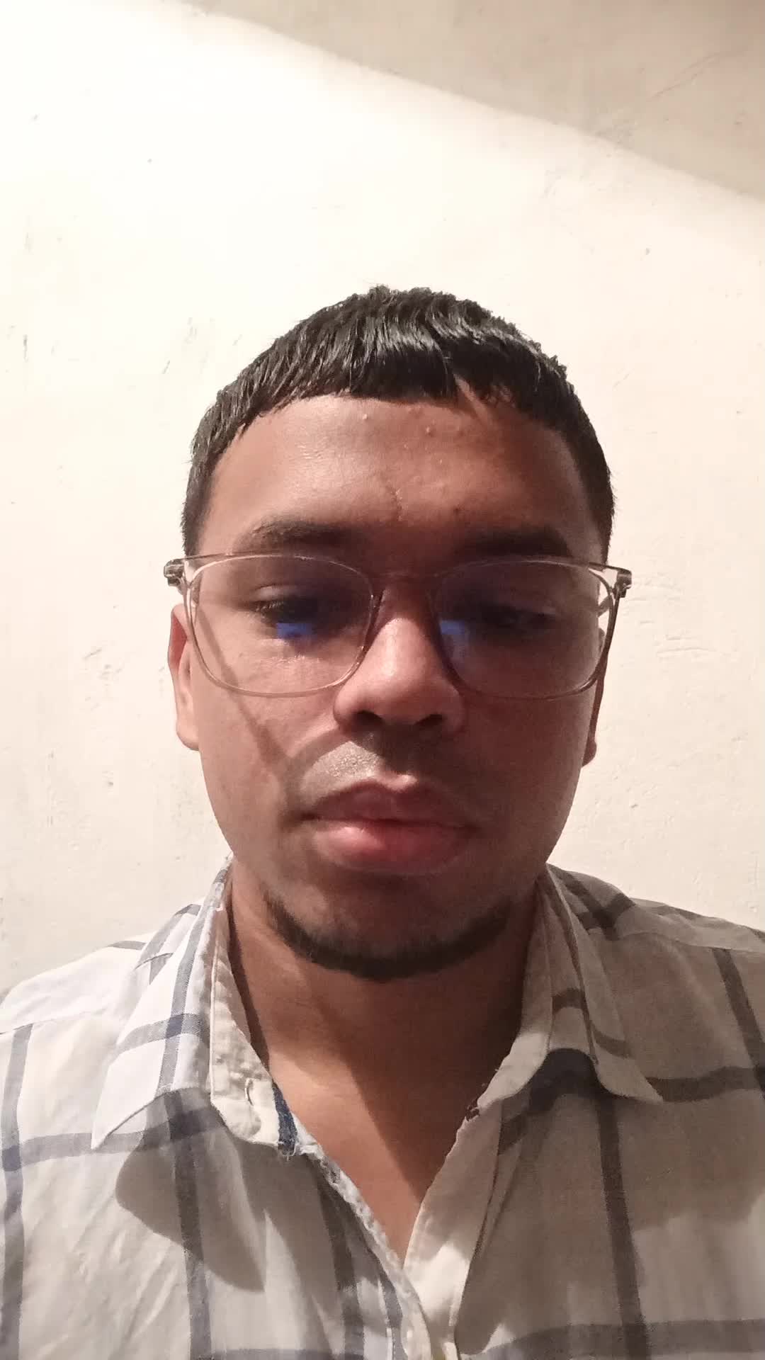 Asesor de servicio al cliente.