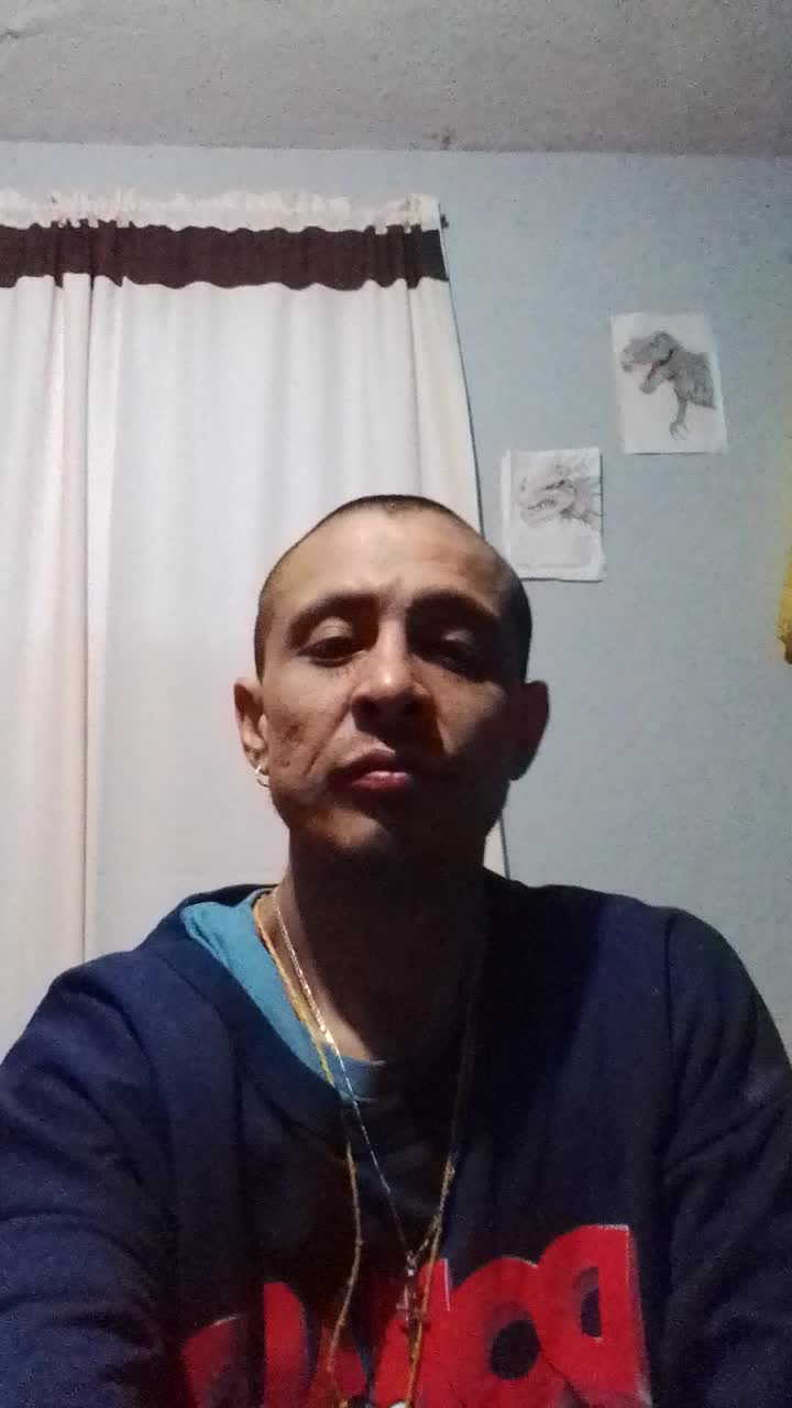Bilingual English/ Spanish nCustomer service 