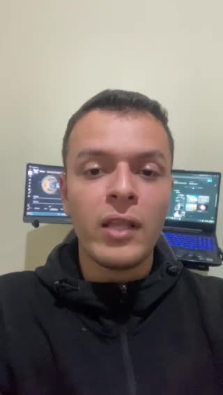 Online growth and community manager 