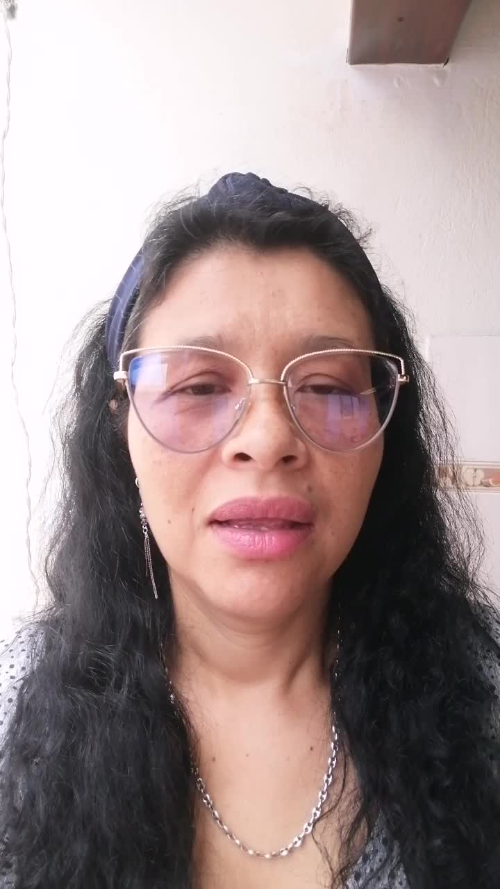 Secretaria ejecutiva Técnico en sistemas 