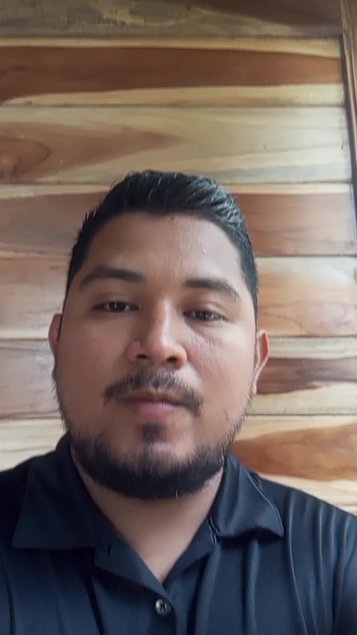 bilingual english/ spanishnTranslator . Customer Service 